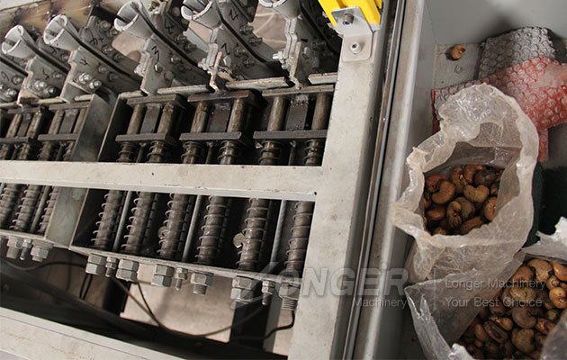Cashew Nut Shell Breaking Machine Manufacturer